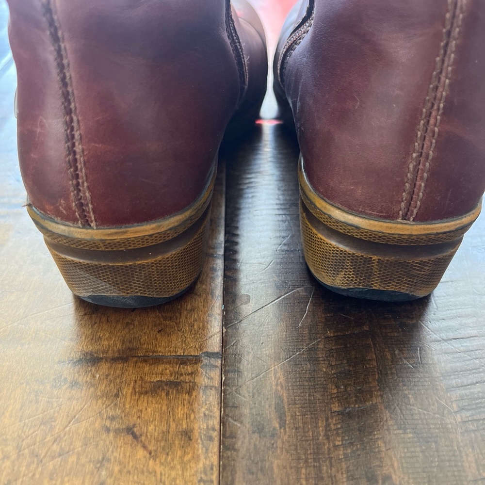 Keen Mora Button brown leather ankle boots with zippers size 9 - Picture 5 of 6